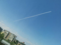 В небе над Волжским пропал самолет