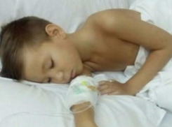 Семилетний волжанин Никита Херувимов борется за свою жизнь в реанимации волгоградского диспансера