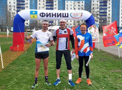 Около 200 спортсменов Волжского посветили свои достижения любимому городу