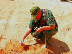 Волжанин раскрыл тайну Чертовых игрищ: что скрывается за разноцветными слоями песка