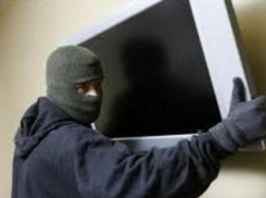 30-летний волжанин ограбил родную мать 