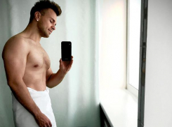 «Оеей. Эротика. Давай полотенце скидывай», - потребовали фанаты от Михаила Игонина