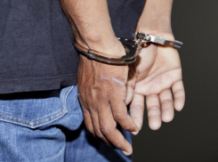 Обиженный сосед расстрелял троих жителей 1 сентября в Быковском районе