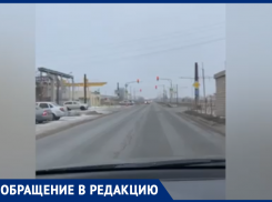 «Светофоры поставили на автодороге, но они как светомузыка - толку нет»,- волжанин пожаловался на неудобство
