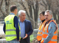 Инспектирование ремонта дорог в Волжском выявило результаты работы