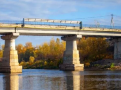 В Волжском будет отремонтирован мост через реку Ахтуба на остров Зеленый