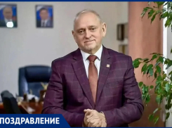 Игорь Воронин поздравил волжан с Днем России