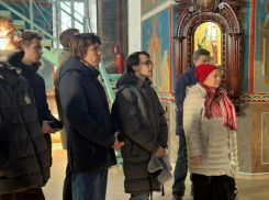 В день Татьяны студенты отправились в Волжском в храм