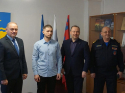 Валерия Данилова хотят наградить медалями за спасение тонувших детей в Волжском
