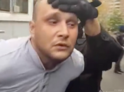 Подозреваемого в убийстве Александра Масленникова отправили в Волжский