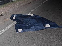 В Волгограде водитель иномарки насмерть сбил молодого человека