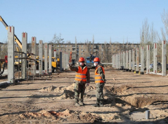 Новую инфекционную больницу в Волжском достроят к августу