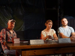 Обновленный Волжский драмтеатр решил открыть сезон премьерой