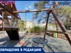 Местная жительница жалуется на аварийное состояние детских качель в парке