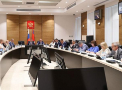 Доходы и расходы областного бюджета планируют увеличить более чем на 14 миллиардов рублей