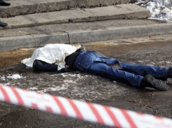 За минувшие сутки двое волгоградцев выбросились с высоток