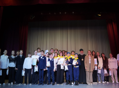 В Волжском прошла первая городская олимпиада «Вера. Культура. Молодёжь»