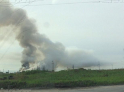 Власти Волжского через суд потребовали взыскать 100 тысяч штрафа с владельцев горящего полигона 
