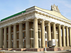 В пятницу волжан ожидает сюрприз  от юбиляра