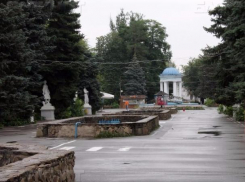 2,5 миллиона рублей заплатят власти Волжского за обслуживание фонтанов в парке «ВГС»