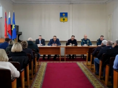 В Волжском провели заседание комиссии по ЧС 