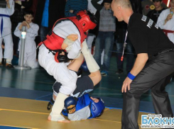 В Волжском прошли соревнования по казачьему рукопашному бою