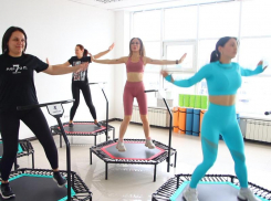 Допрыгнуть до неба или нырнуть в глубину: что выберешь ты от осенней хандры?