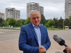 Глава Волжского поздравил юных жителей с Днем защиты детей