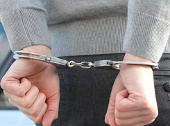 Троим фальшивомонетчикам за 15 поддельных купюр грозит 8 лет