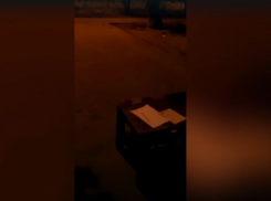 Волжанин снял на видео, как пенсионеры по ночам стоят в очереди за талоном в поликлинику № 2