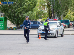 Школьник на самокате попал под колёса, а затем две иномарки не поделили дорогу: два серьёзных ДТП в Волжском за один день