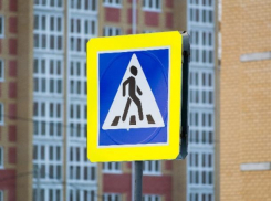 Два пешехода доставлены в больницу после ДТП в Волжском