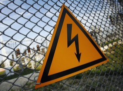 10-летний волгоградец получил серьезные травмы, заглянув в трансформаторную подстанцию