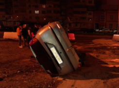 Пьяный «лишенник» опрокинулся на авто в Волжском