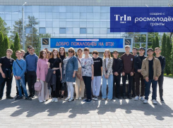 Команда ВПИ (филиал) ВолгГТУ помогает посетить предприятия города и определиться с профессией 