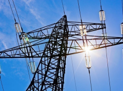 Энергетики полностью восстановили электроснабжение в Волгоградской области