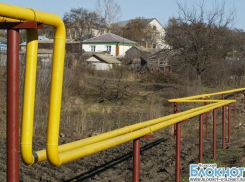 Волжанка на мопеде врезалась в газовую трубу