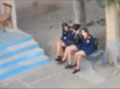 Курящие ученицы кадетского класса в Камышине стали темой для обсуждения