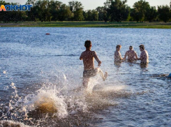 Жарит не по-детски: пекло и +35 градусов прогнозируют в Волжском
