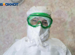 Волжане боятся остаться без врачей из-за отстранения непривитых от COVID-19 медиков