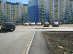 Волжане хотят перекрыть водителям-хамам въезд на площади Труда