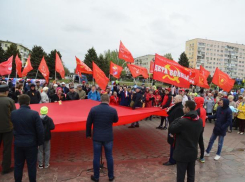 «Они кричат, ругаются, заводят людей. А зачем?» - волжанка о митинге