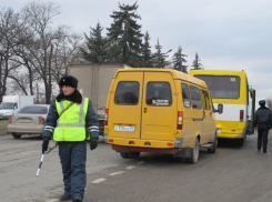 В Волжском более 100 водителей автобусов и маршруток ездили с нарушениями