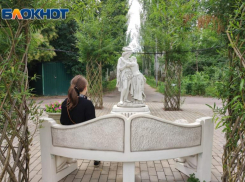 Ромео и Джульетта ждут волжан в кустах роз - в парке новая локация: фото