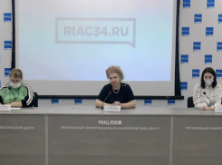 Как избежать гигантских очередей в больнице рассказали волжанам на брифинге Оперштаба