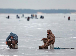 20 рыбаков привлекли к административной ответственности за ловлю на Волжской ГЭС 