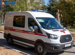 Водитель грузовика устроил аварию на перекрестке в Волжском: есть пострадавший