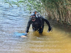 Тело мужчины найдено водолазами в районе Солонечной балки в Волжском