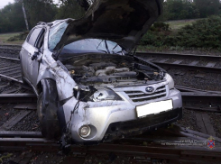 Ночное ДТП в Волжском: личность водителя устанавливается