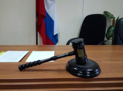 Бывшего сотрудника ИК-12 в Волжском приговорили к двум годам лишения свободы